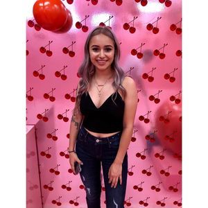 Meet your Posher, Yesseniaa